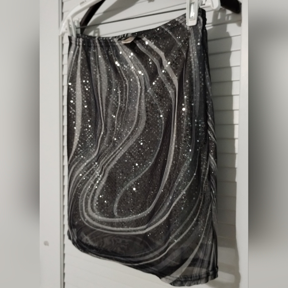 Y2K Tragically Hip Sheer Galaxy Swirl Over Silver Sequins Mini Skirt. - Picture 8 of 8